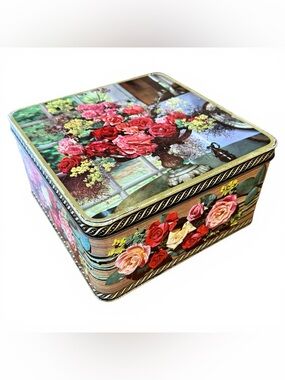 Vintage Peek Frean & Co London England Collectible Biscuit Tin Floral Red Gold